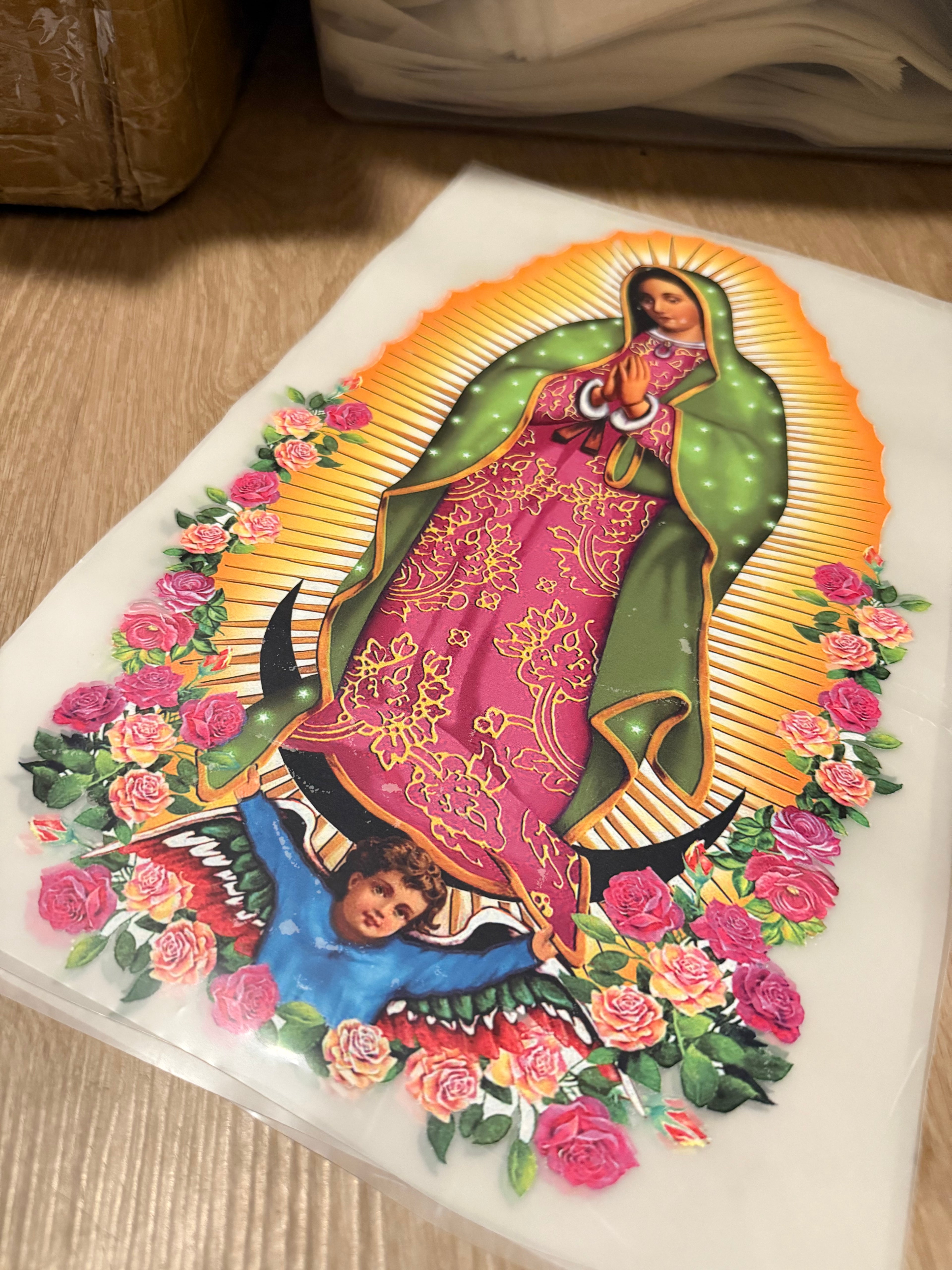 Lupe in pink DTF